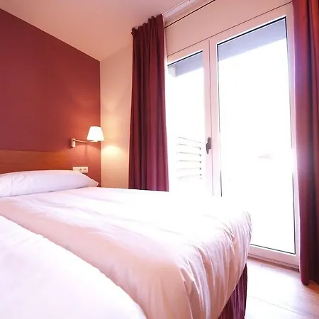 Trainera Apart-hotel 3*