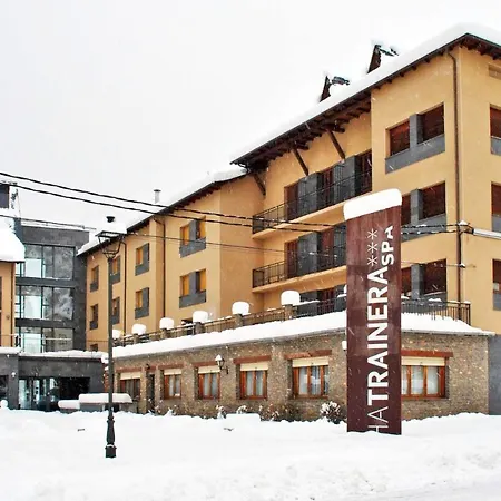 Trainera Apartahotel