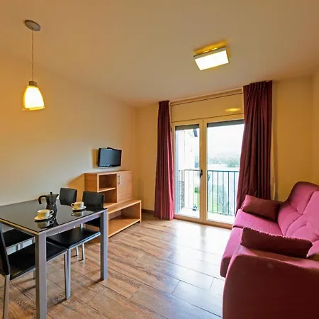 Trainera Apartahotel
