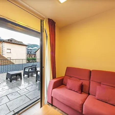 Trainera Apartahotel 3*