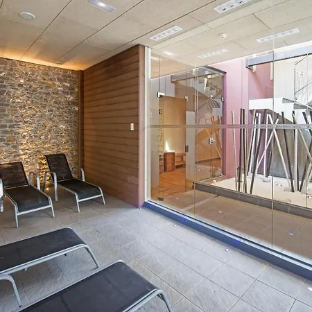 Apartahotel Trainera 3*