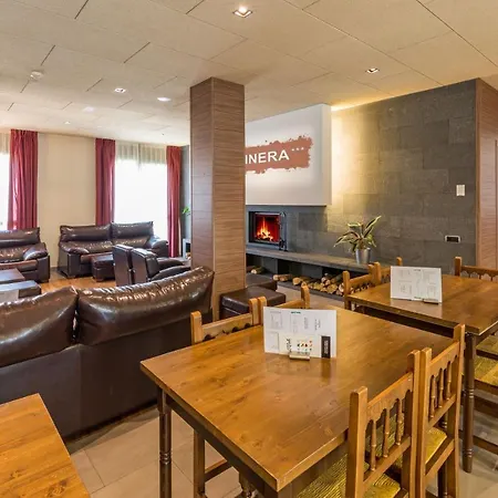 Apartahotel Trainera 3*